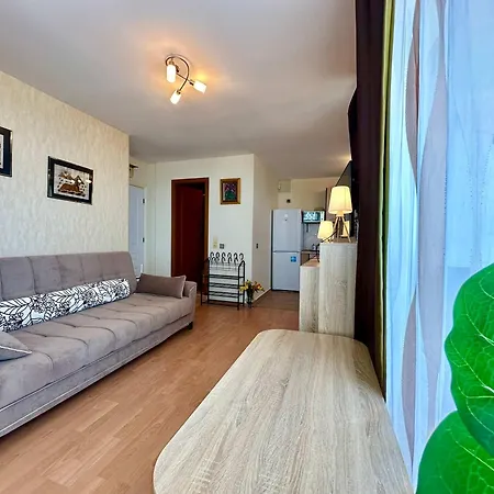 Cozy Corner In Crown * سفيتي فلاس