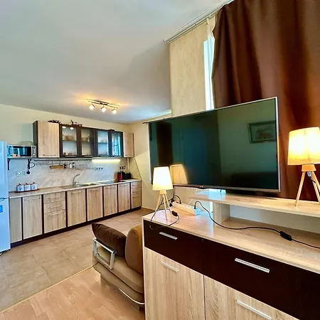 Cozy Corner In Crown سفيتي فلاس